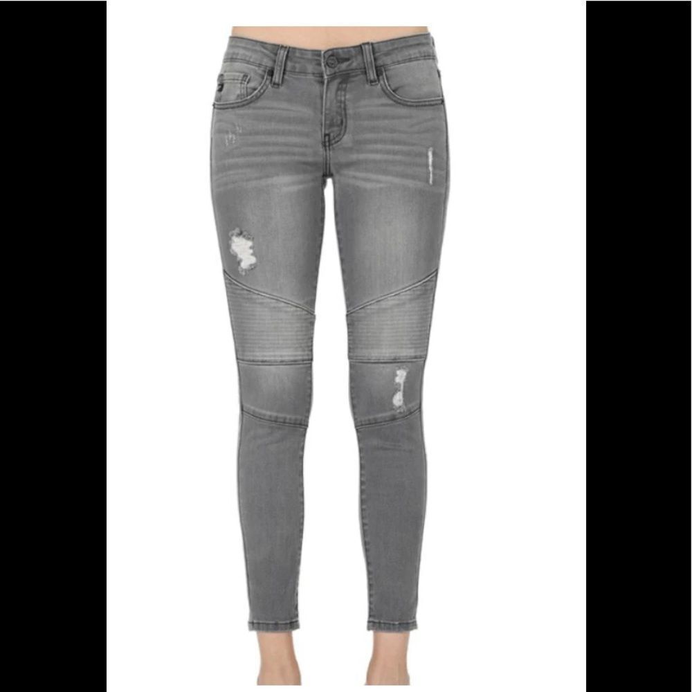 KANCAN Low Rise Gray Motto distressed Skinny sz 9/28